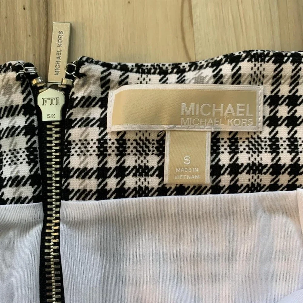 Michael‎ Kors plaid mini pencil skirt Size small